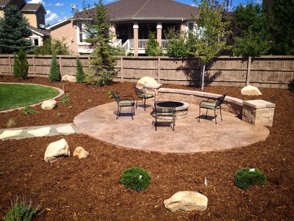 Patio with Fire Pit and Mulch