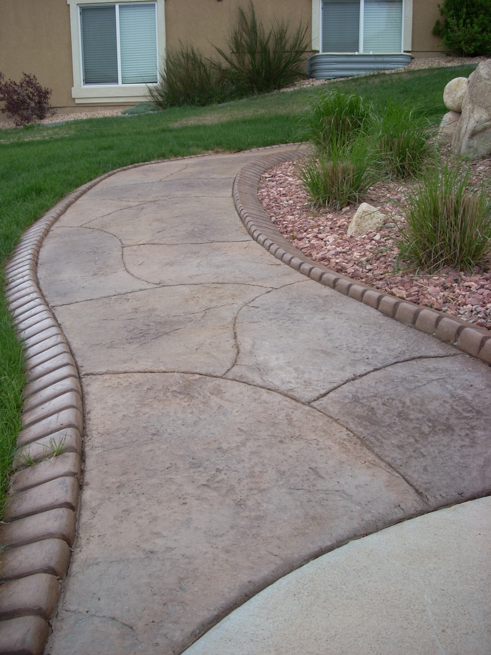 Walkway of Stamped Concrete with Edging